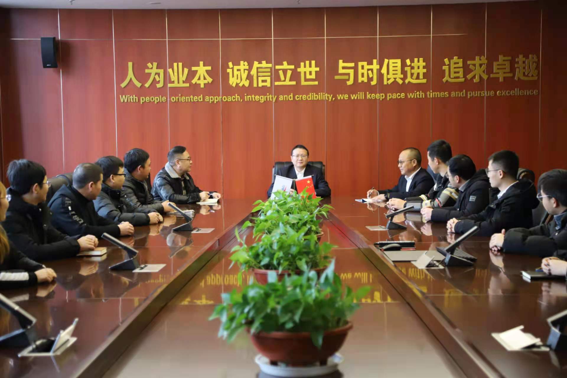 1644461890177370.jpg (反井-张露)稿件配图(2).jpg