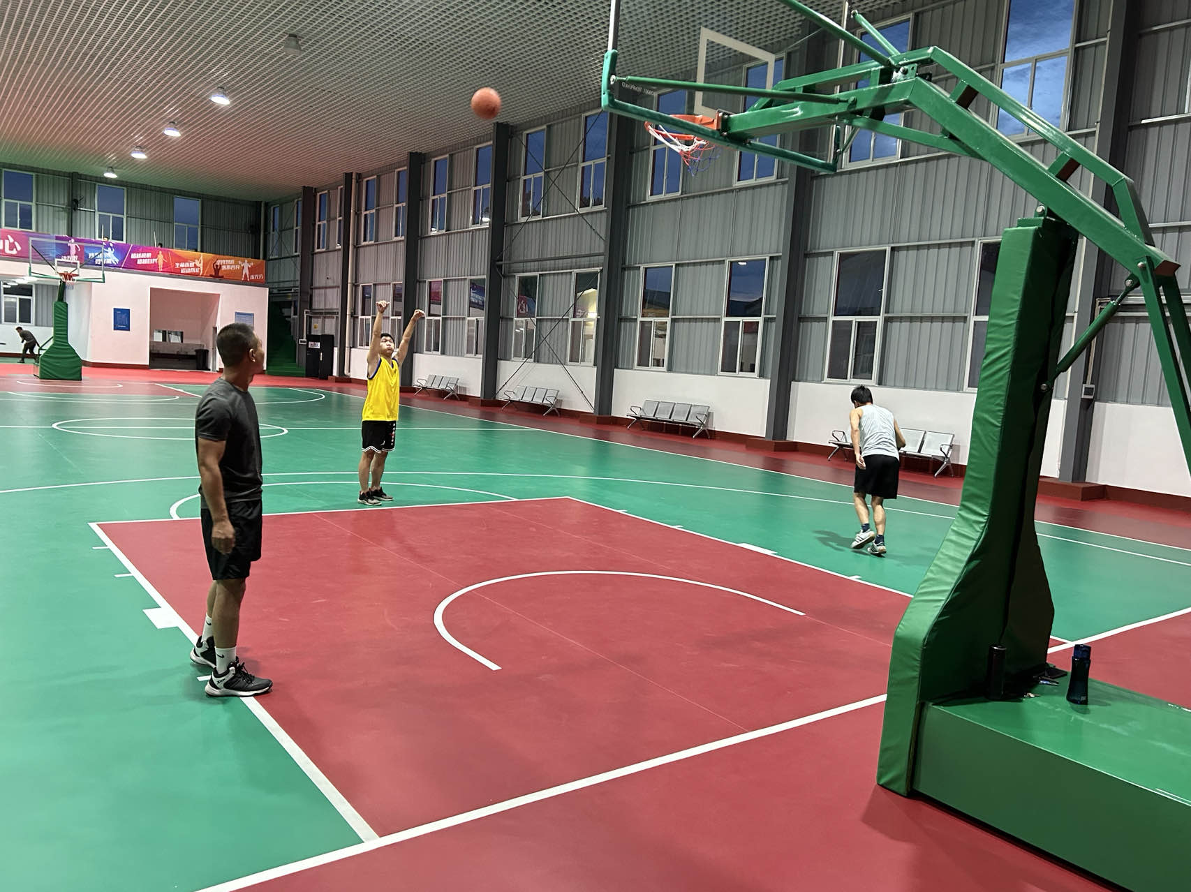 20231226-文体中心篮球场.jpg